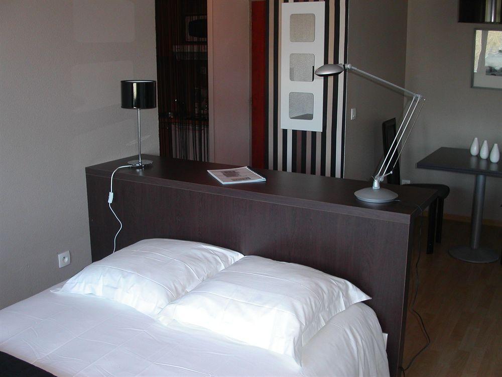 Teneo Apparthotel Bordeaux - Gare Saint Jean Exterior photo