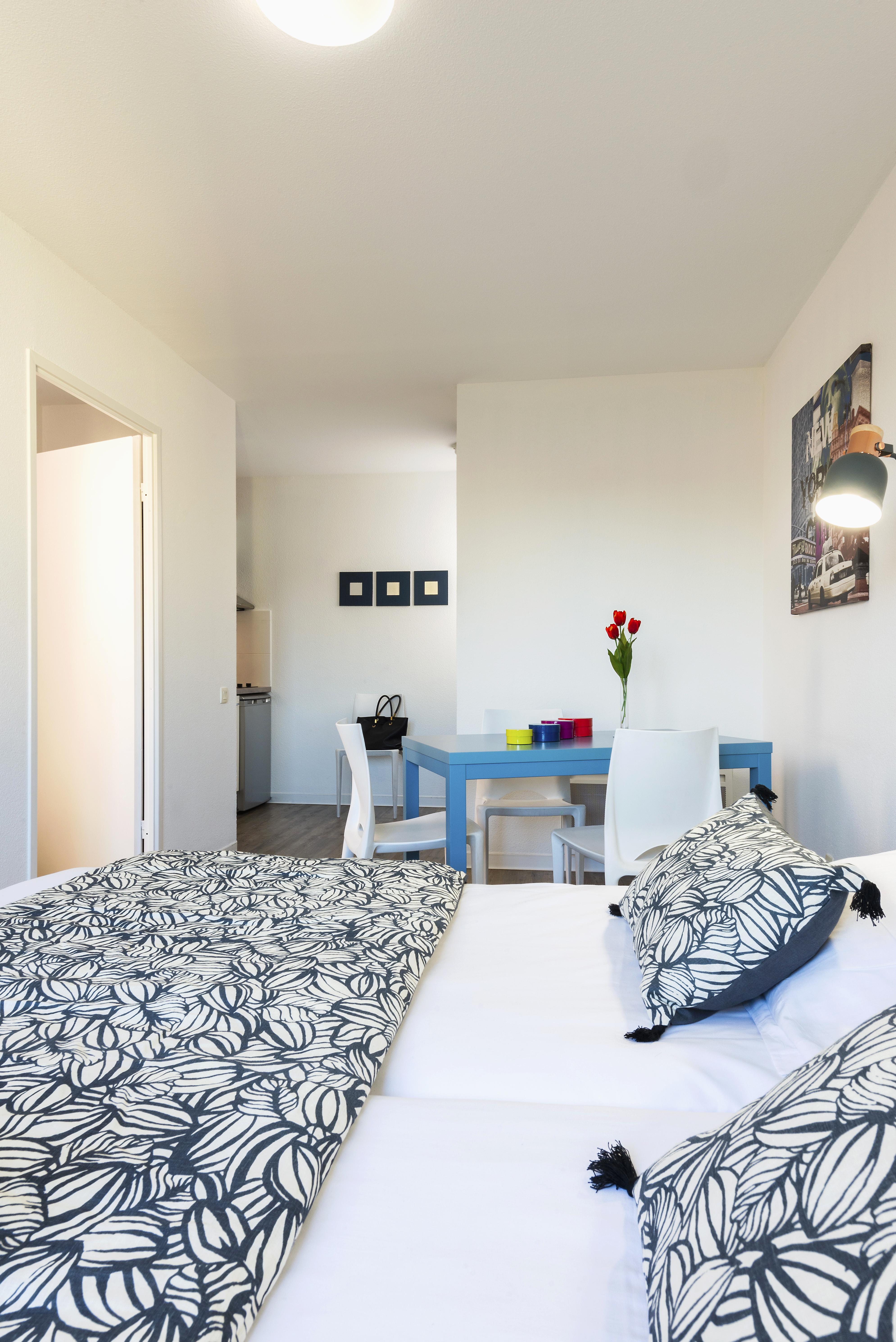 Teneo Apparthotel Bordeaux - Gare Saint Jean Exterior photo