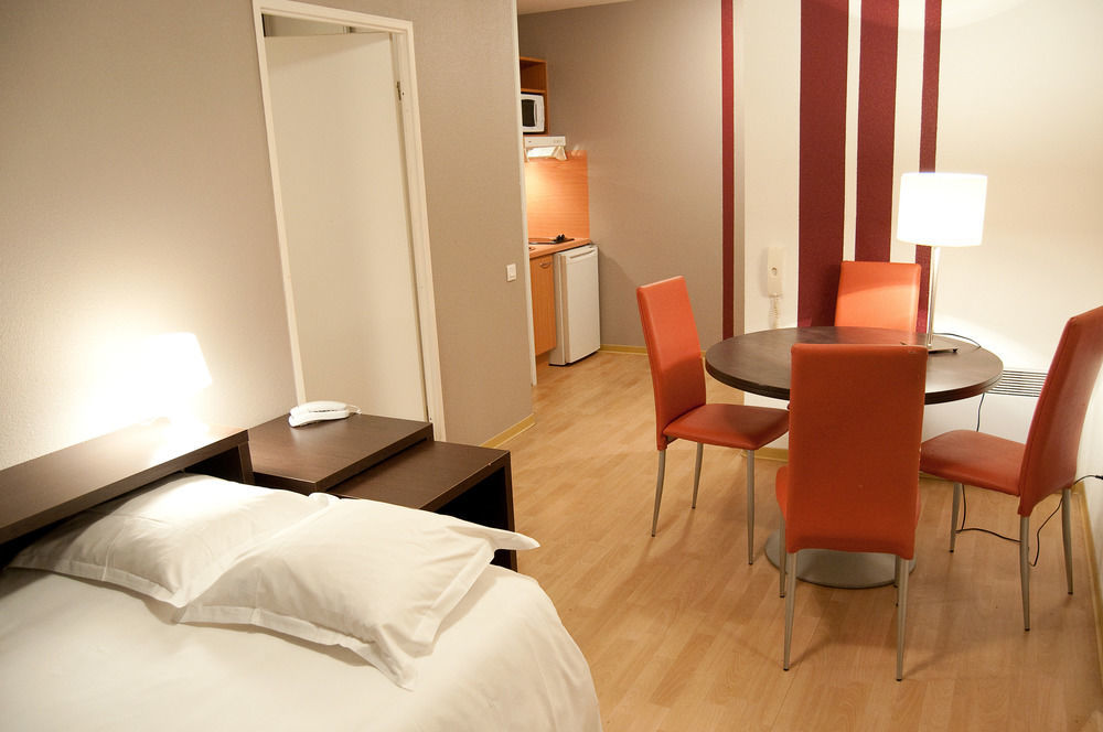Teneo Apparthotel Bordeaux - Gare Saint Jean Exterior photo
